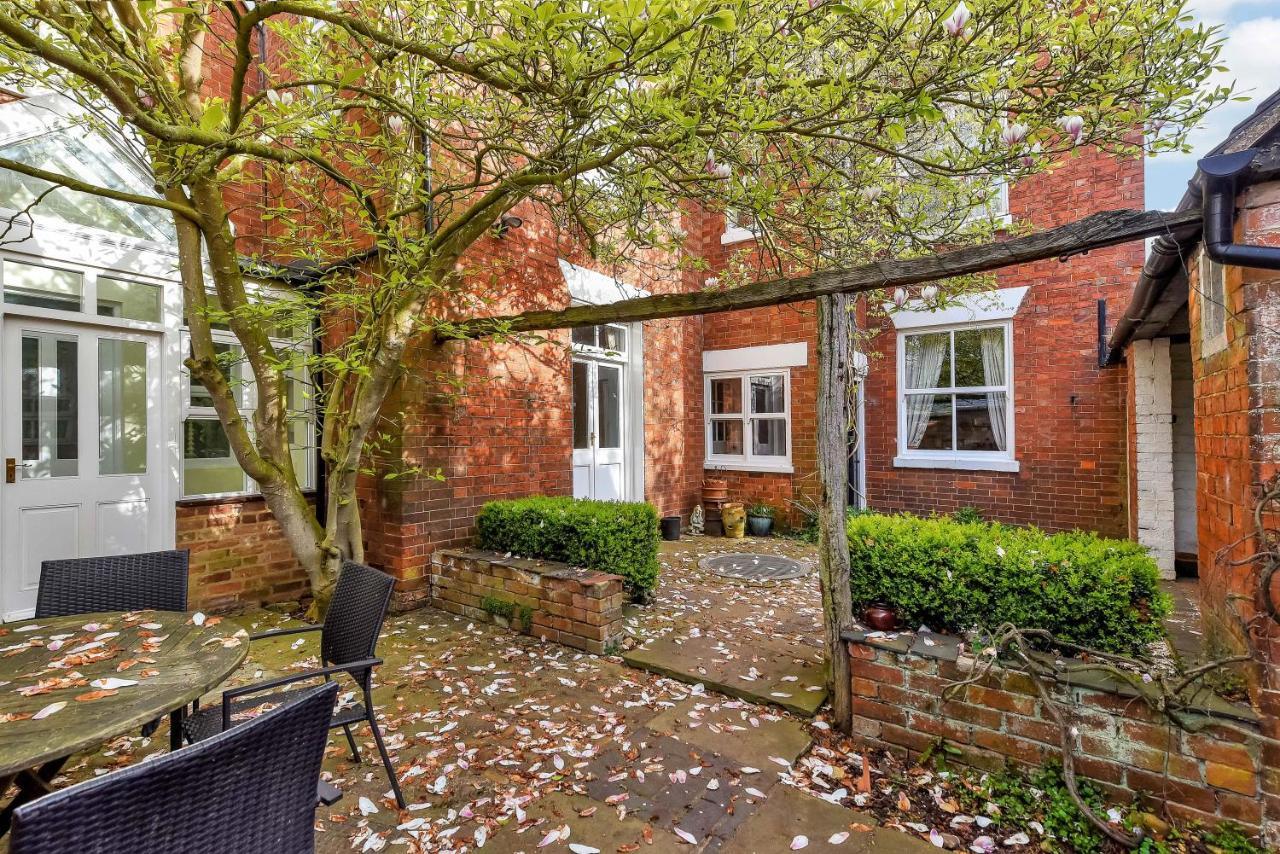 Bed and Breakfast The Hollies South Kilworth Экстерьер фото